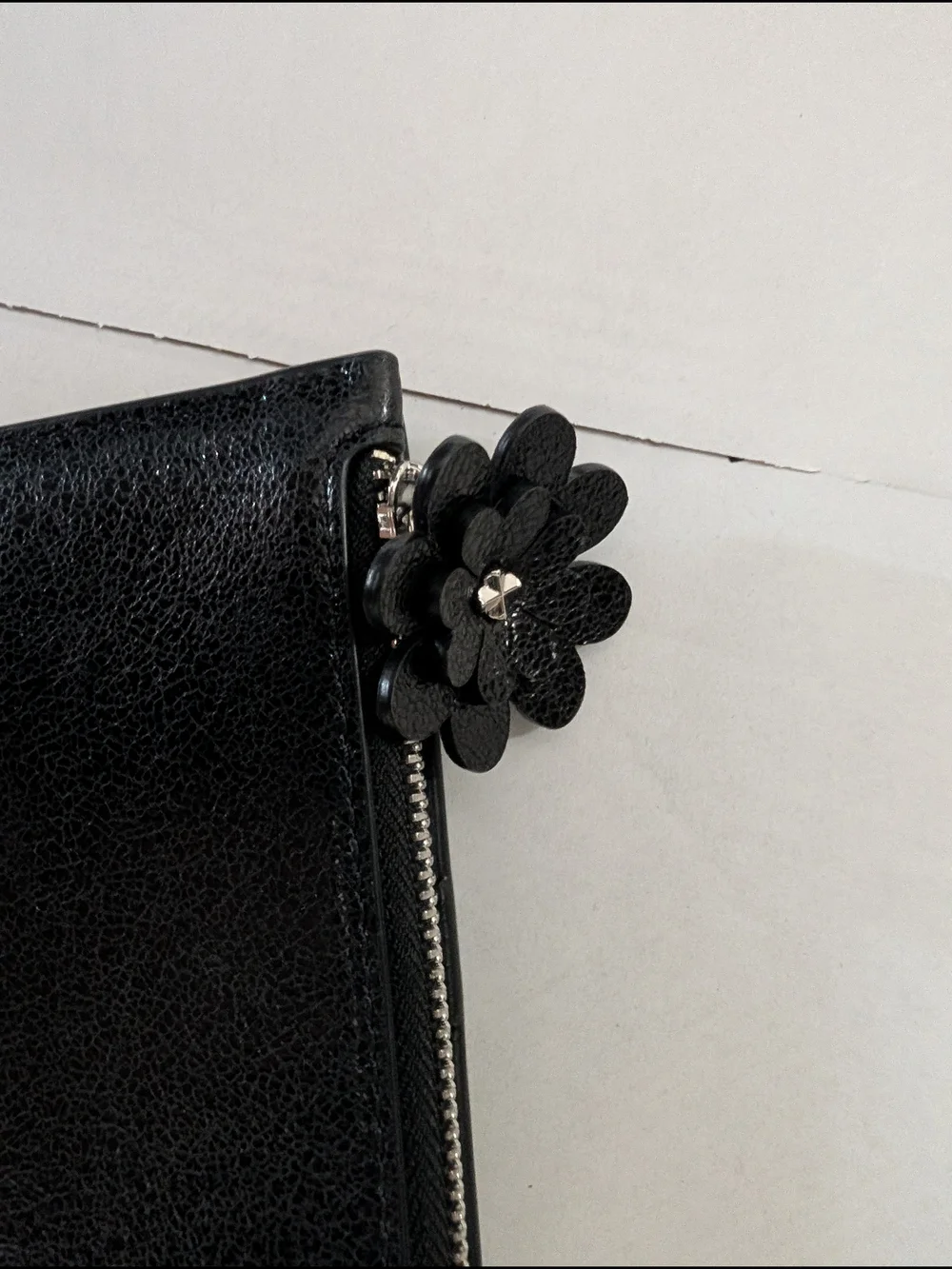 Kate Spade Devin Glazed Leather Bifold Wallet